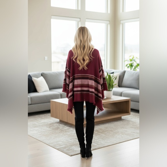 NEW Womens Neutral Brown Plaid Poncho, Warm Shrug, Fall Shawl - Picture 3 of 8